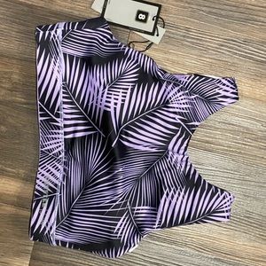 Chestee reversible sports bra